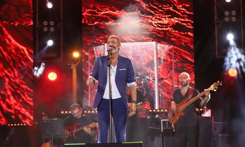 MARMARAEREĞLİSİ BELEDİYESİ ‘YAZ ŞENLİĞİ’NDE HAKAN ALTUN’DAN DEV KONSER
