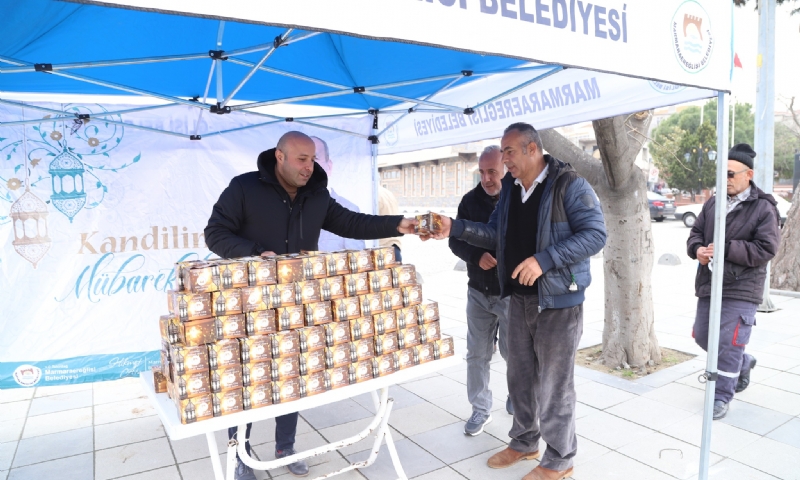 Marmaraereğlisi Belediyesi Kandil Simidi Dağıttı