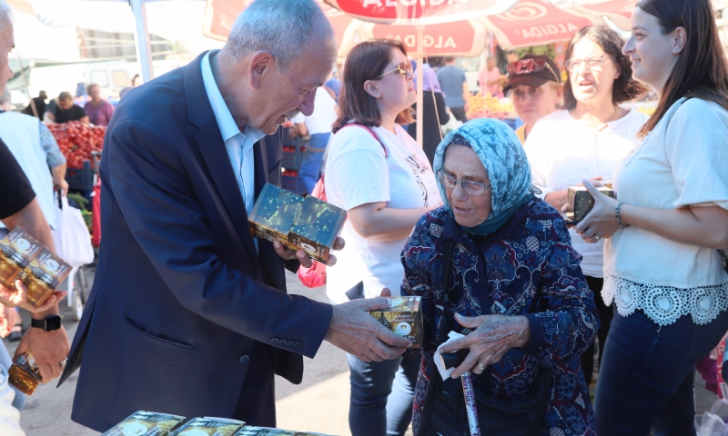 MARMARAEREĞLİSİ’NDE KANDİL SİMİDİ DAĞITILDI
